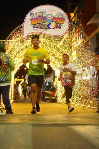 BIB: 50229, 50597
                            <button type="button" onclick="openModal(21831936)" class="btn btn-primary btn-sm float-right btn-popup" data-toggle="modal" data-target=".modal-high-quality">
                        <i class="fas fa-shopping-cart"></i> Add to Cart
                    </button>
                                            <button type="button" onclick="isThisMe(21831936, true)" class="btn btn-success btn-sm float-right btn-popup btn-isme hidden" data-toggle="tooltip" data-placement="bottom" title="นี่คือรูปของคุณใช่ไหม คลิกที่นี่เพื่อเอาเข้าอัลบั้ม">
                        <i class="fas fa-plus"></i> Add to album
                    </button>
                    <button type="button" onclick="isThisMe(21831936, false)" class="btn btn-warning btn-sm float-right btn-popup btn-isnotme hidden">
                        <i class="fas fa-ban"></i> Remove from album
                    </button>